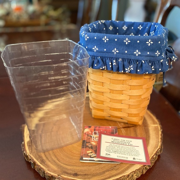 Longaberger Other - 🧺Longaberger Medium Spoon Basket with Blue Heritage Liner and Protector